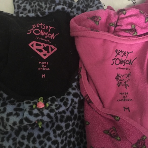 Betsey Bundle fleece jammies - Picture 4 of 4